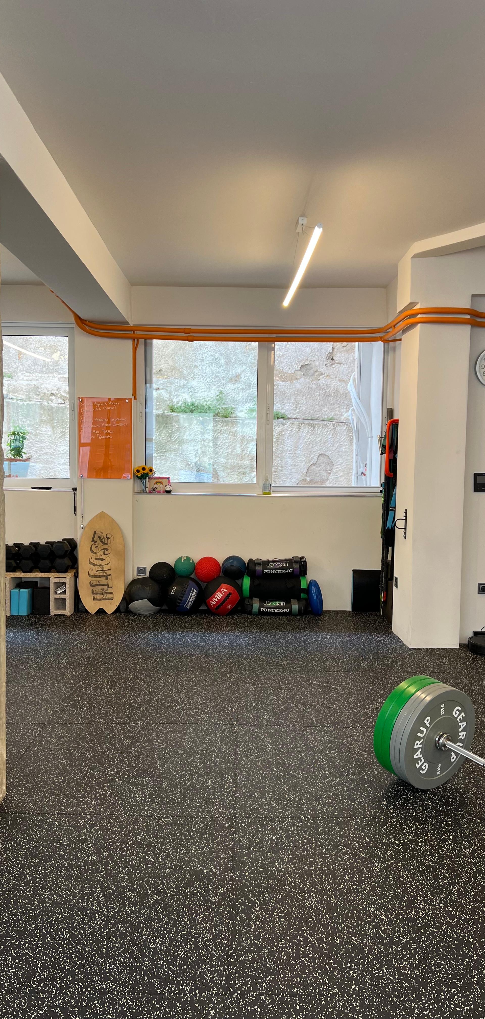 Two South Training Hall — Πειραιάς